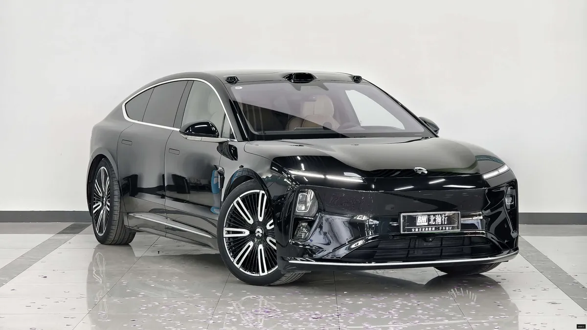 nio ET9 3