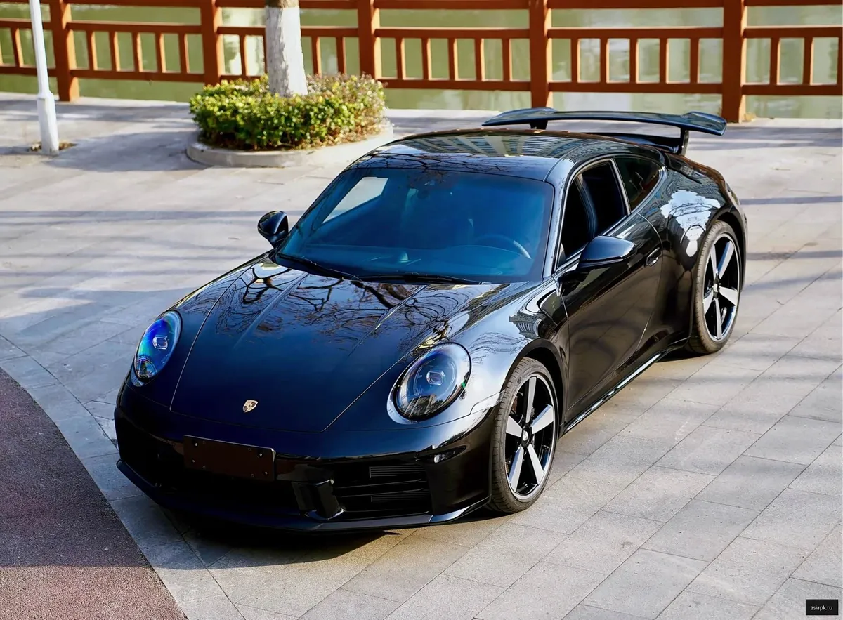 Porsche 911