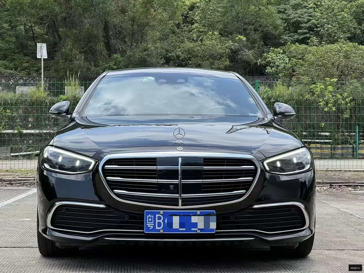 Mercedes-Benz S-Class 2