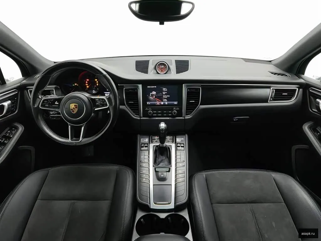 Porsche Macan 5