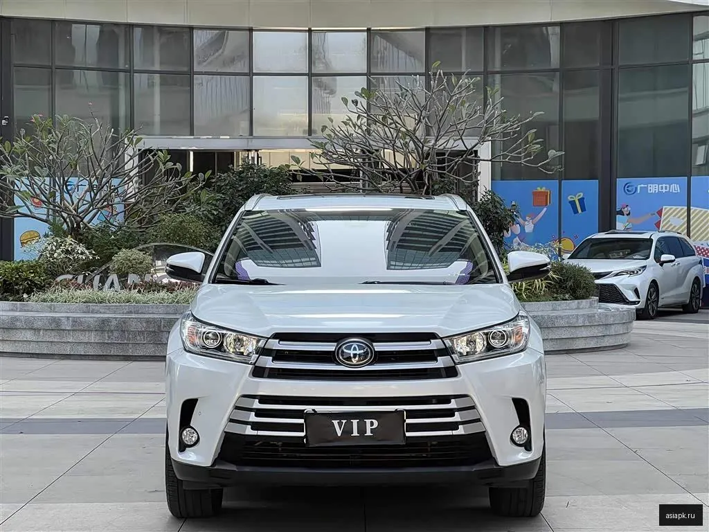 Toyota Highlander 2