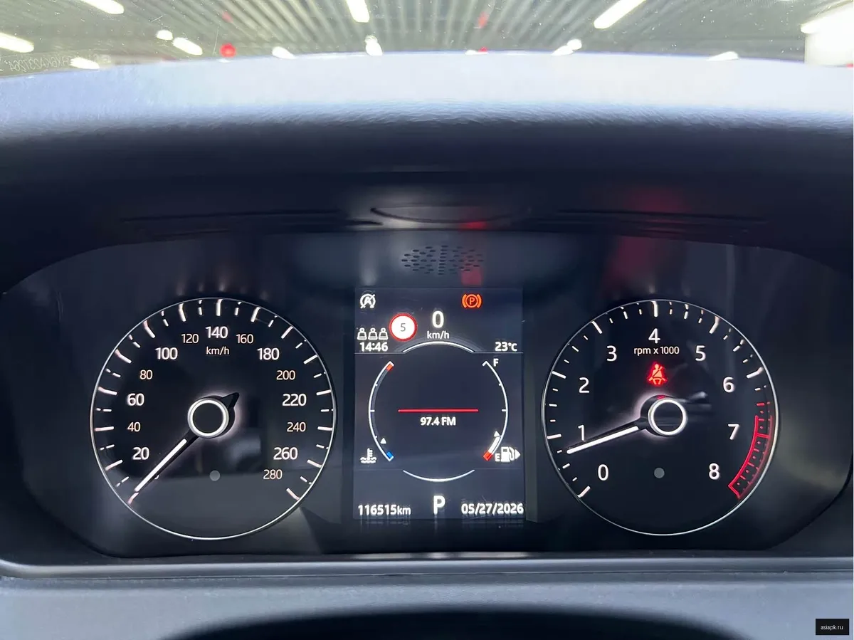 Land Rover Range Rover Velar 6