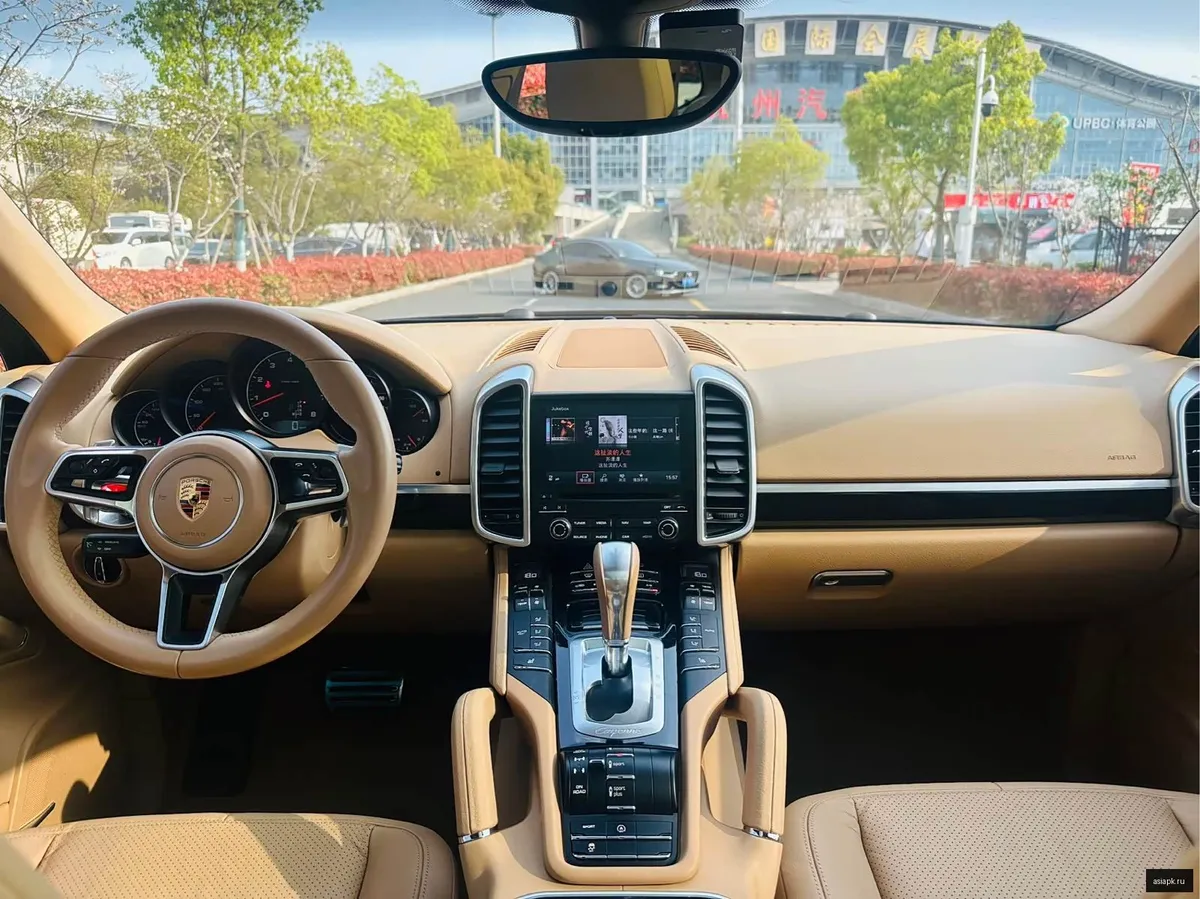 Porsche Cayenne 5