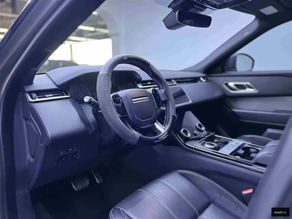 Land Rover Range Rover Velar 4
