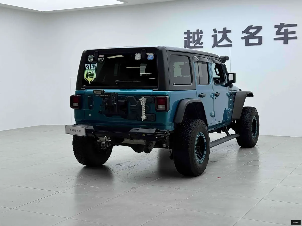 Jeep Wrangler 3