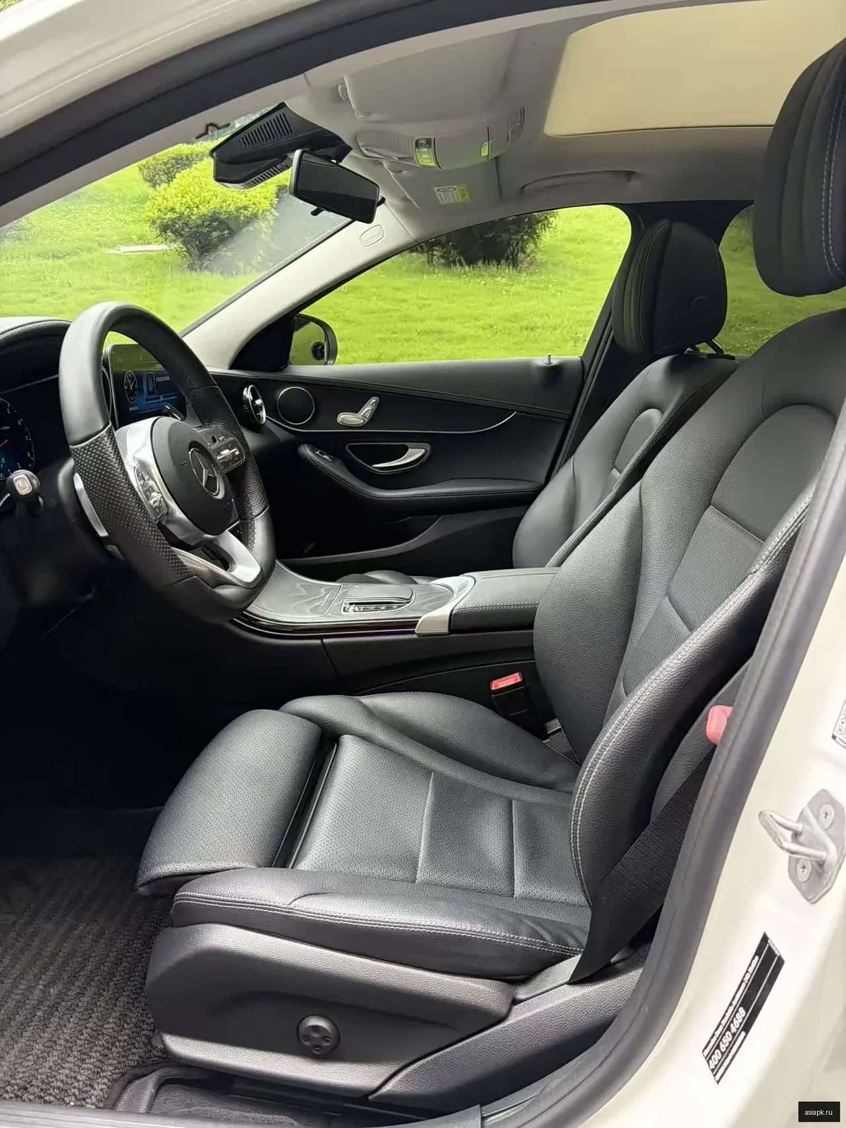 Mercedes-Benz C-Class 5