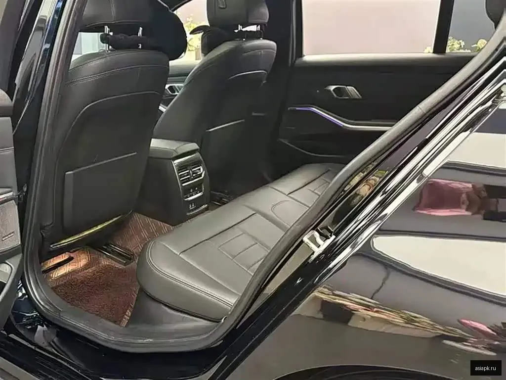 BMW 3-Series 6
