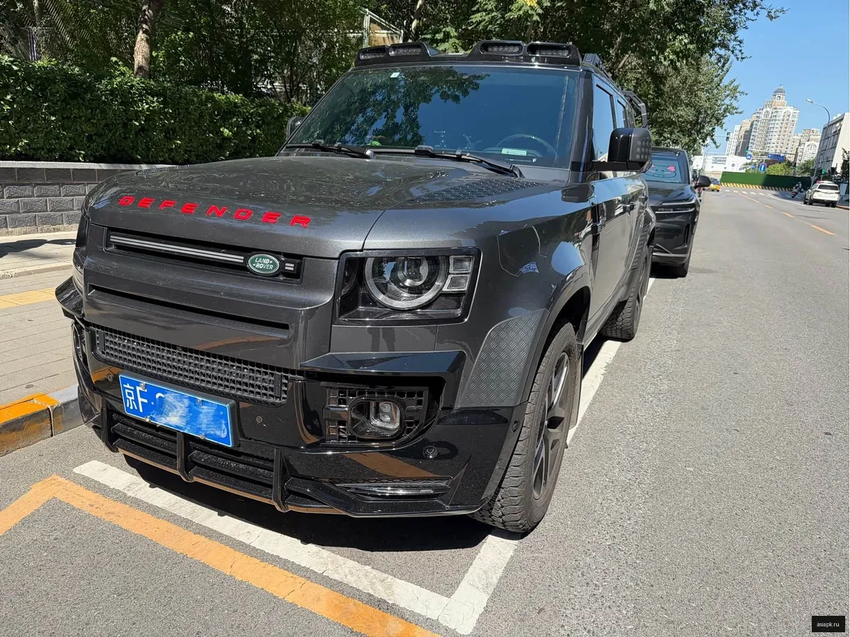 Land Rover Defender