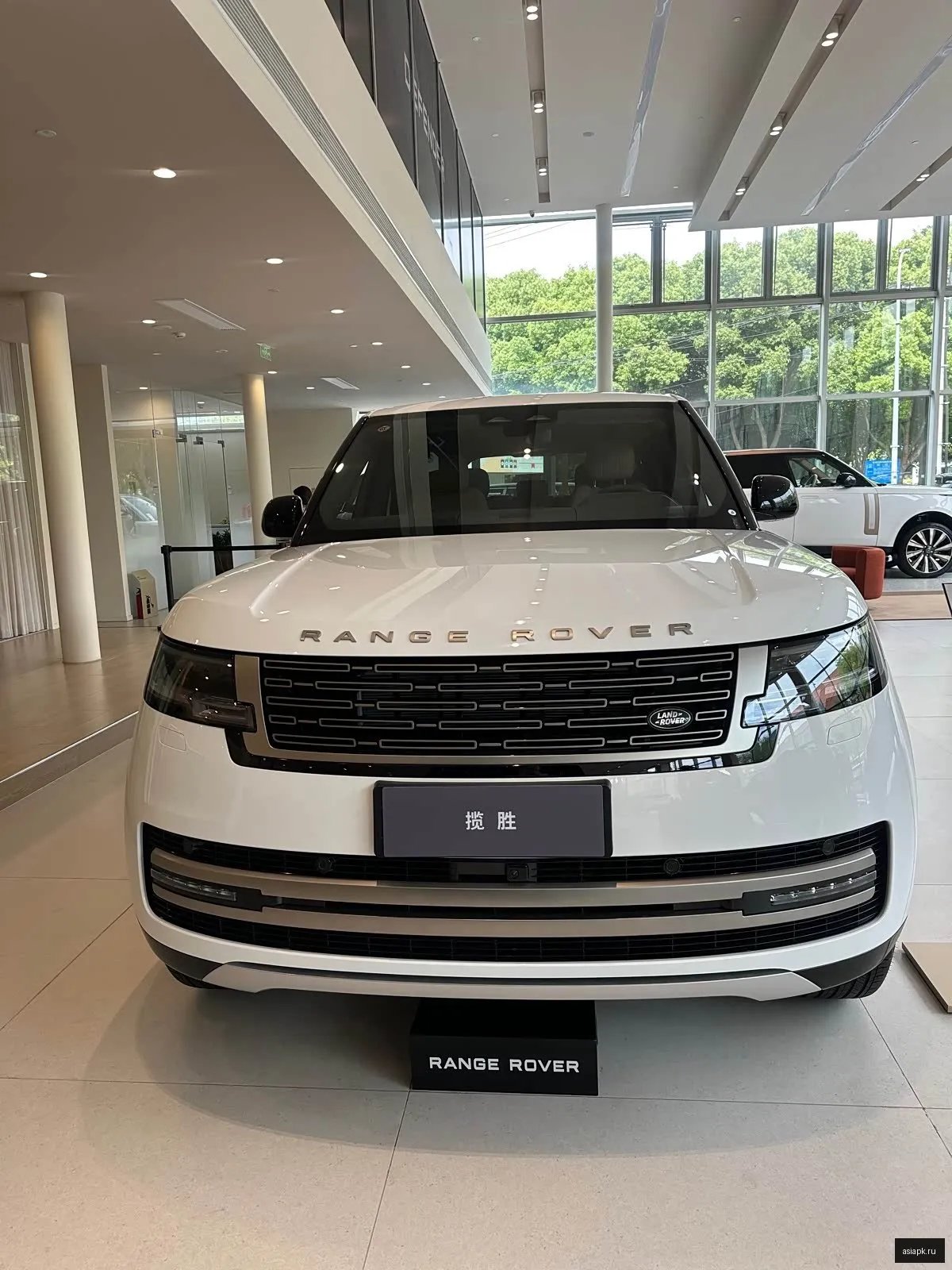 Land Rover Range Rover 2