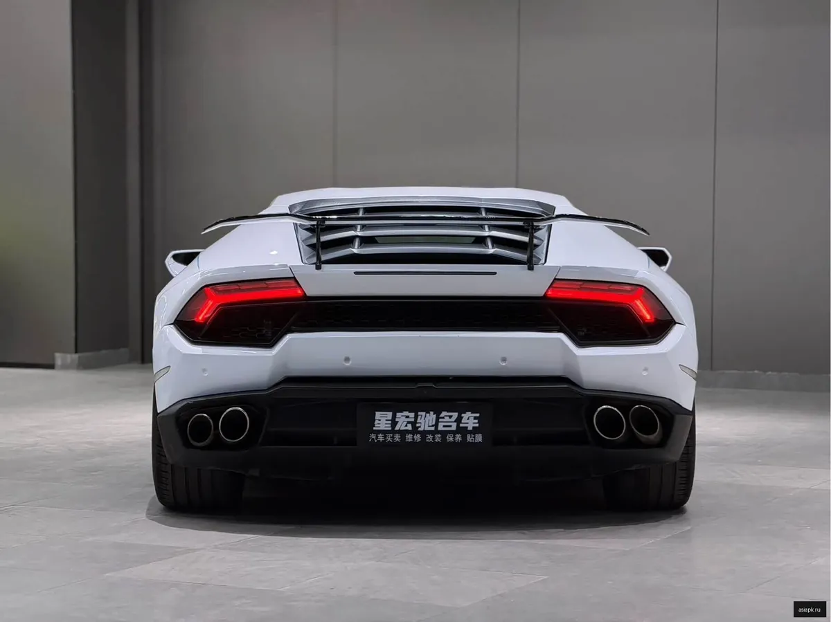 Lamborghini Huracan 4