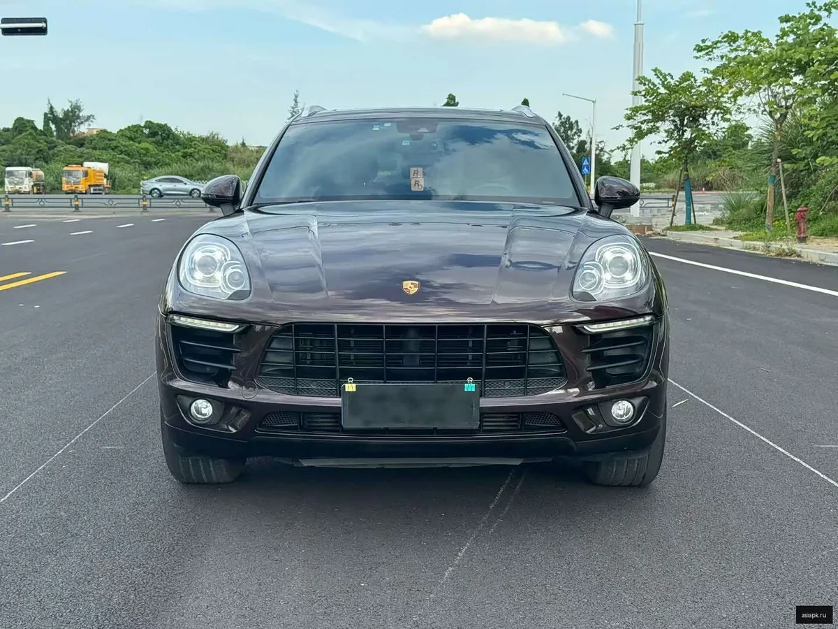 Porsche Macan 2