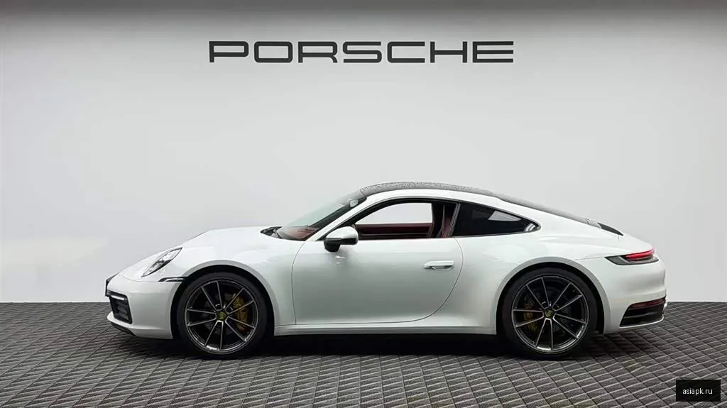 Porsche 911 4
