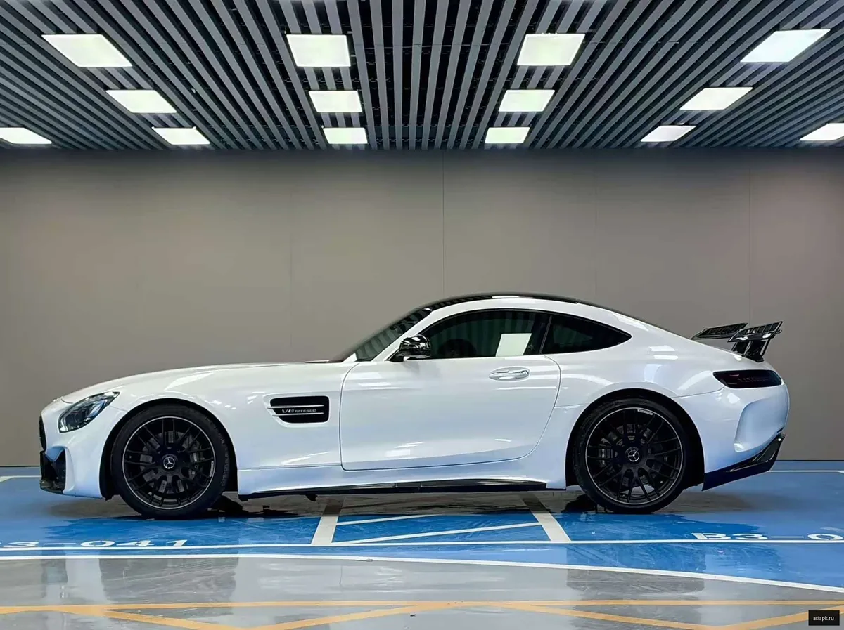 Mercedes-Benz AMG GT 6