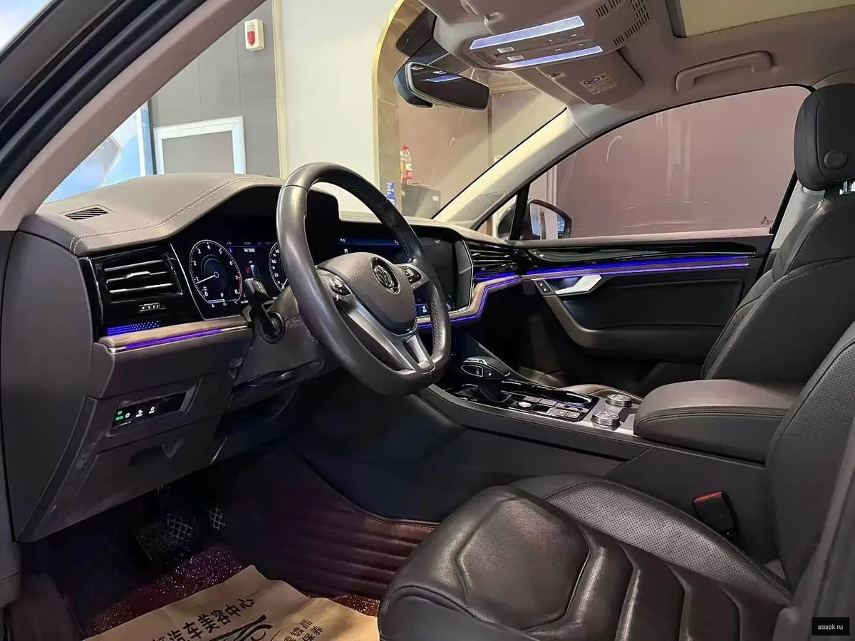 Volkswagen Touareg 4