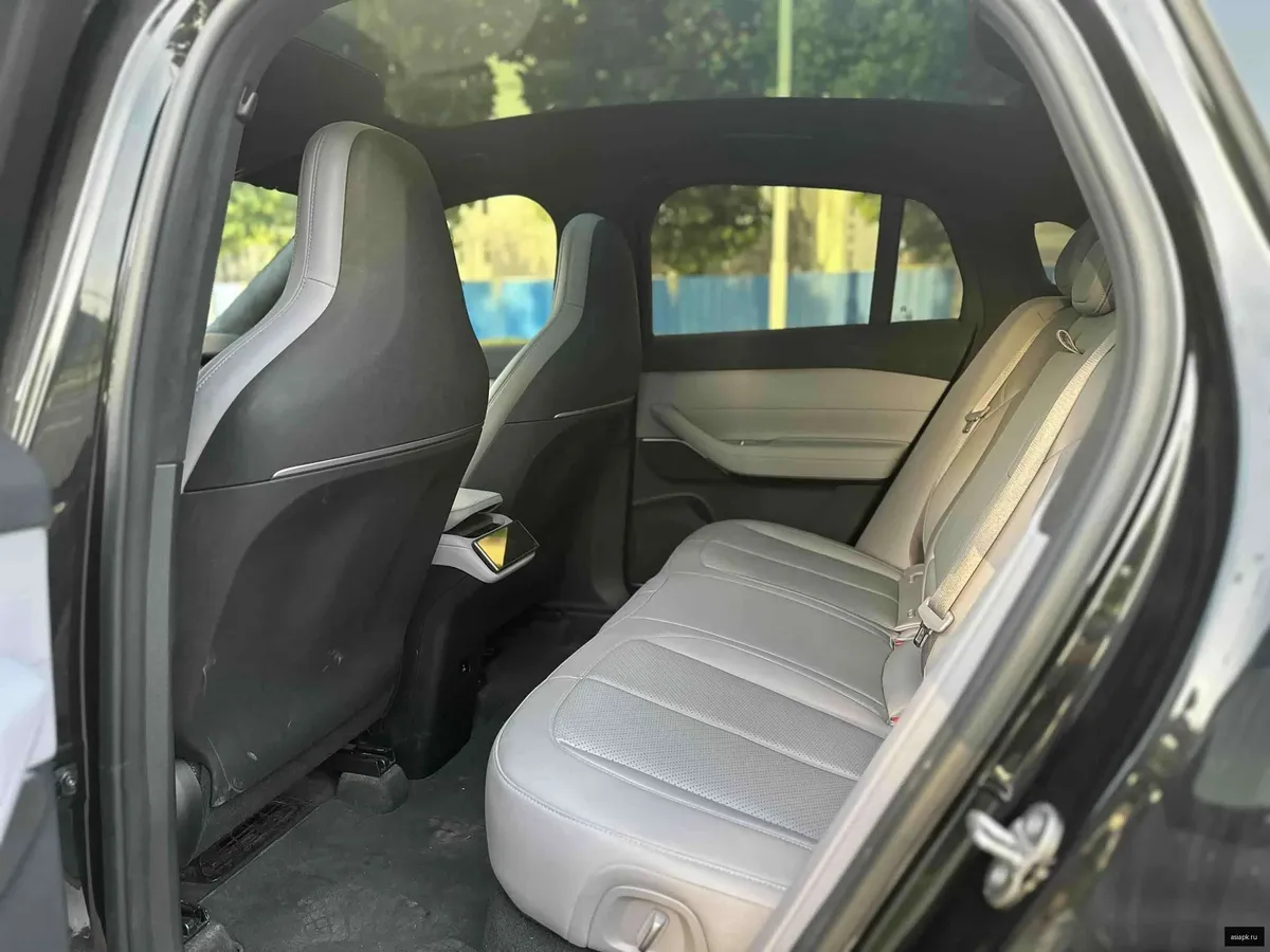 Nio EC6 6