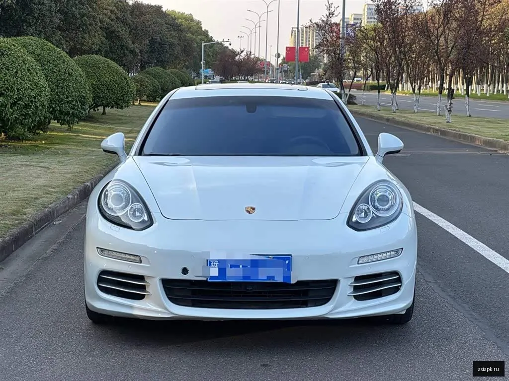 Porsche Panamera 2