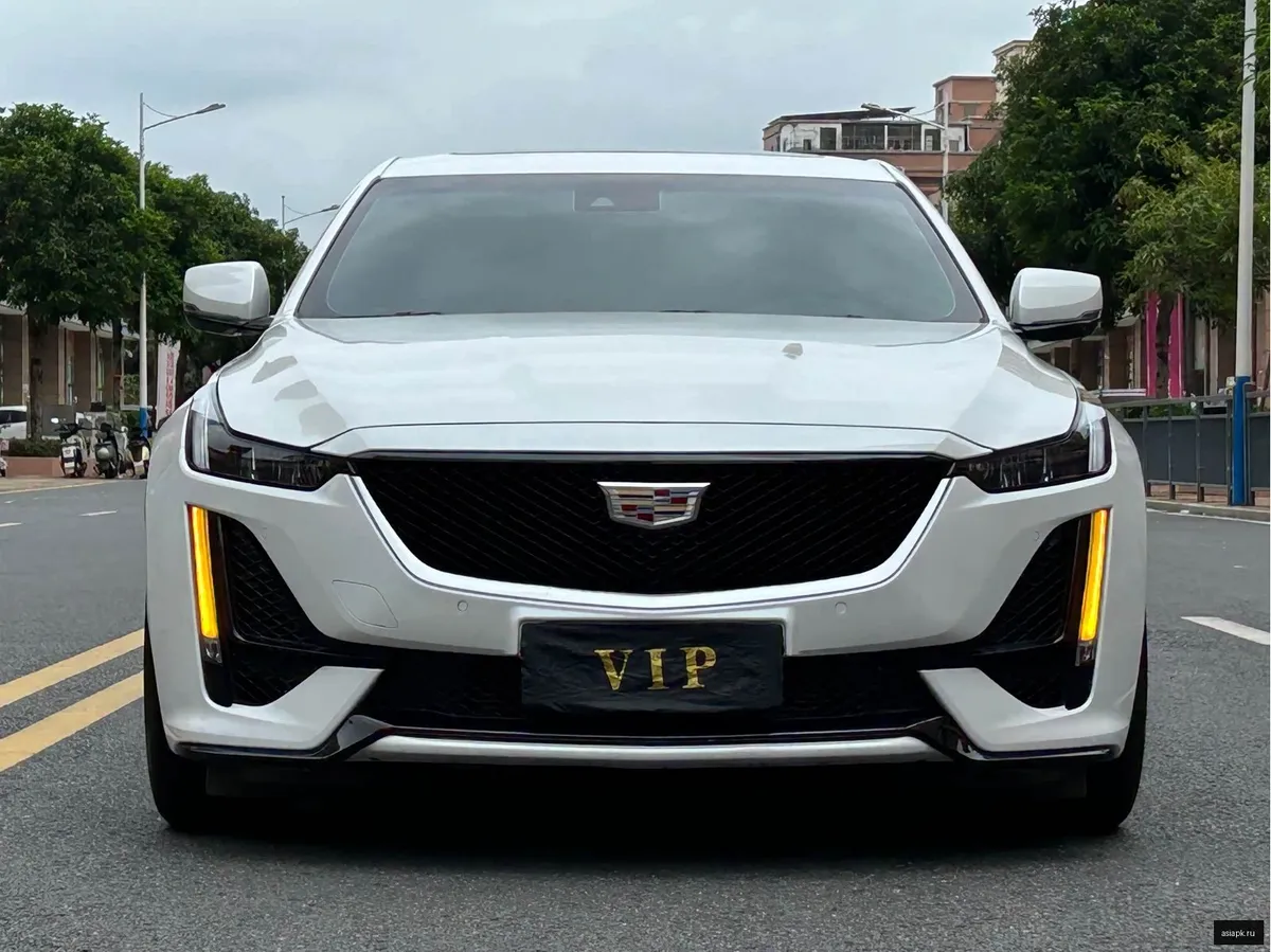 Cadillac CT5 2