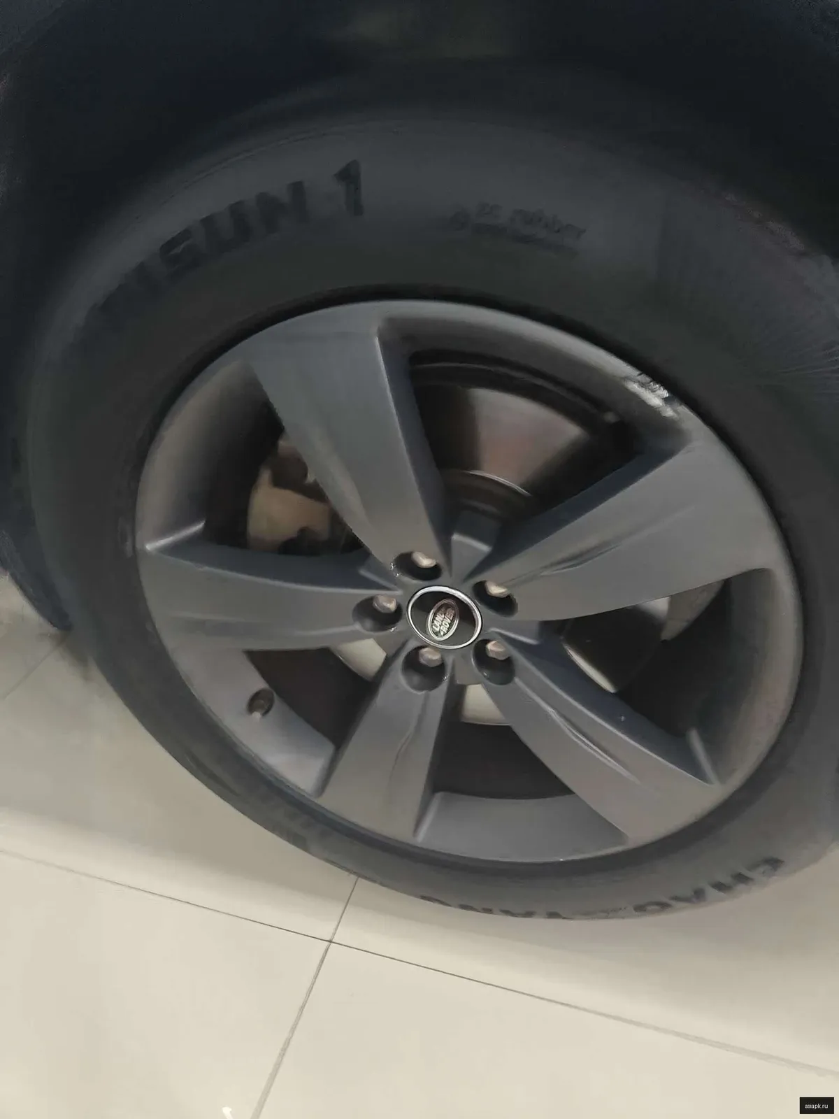 Land Rover Range Rover Velar 3