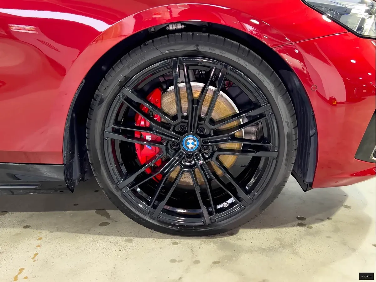 BMW i5 5