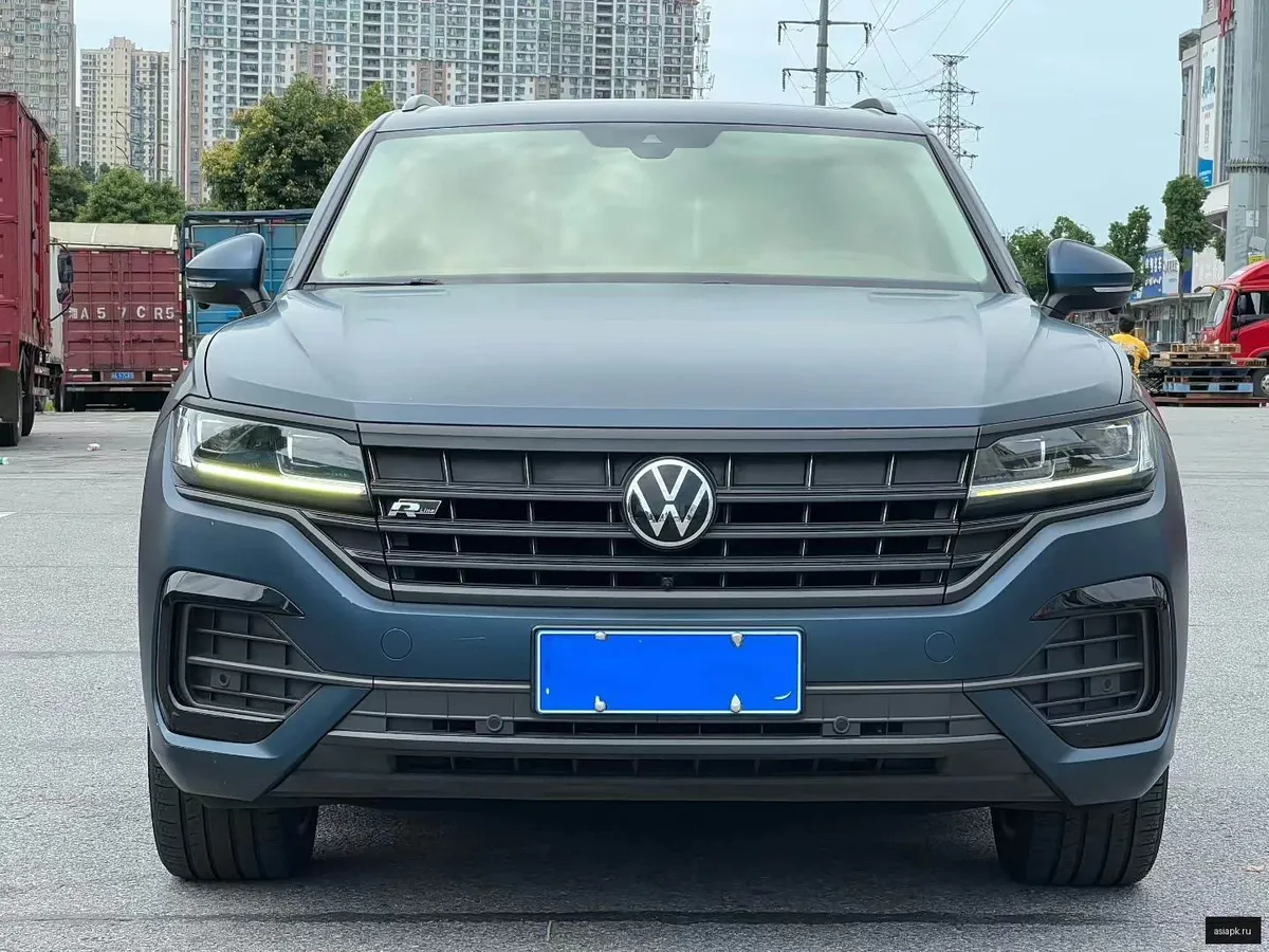 Volkswagen Touareg 2