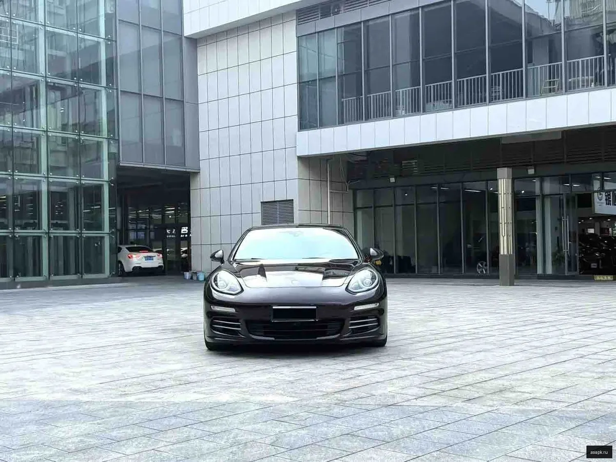 Porsche Panamera 2