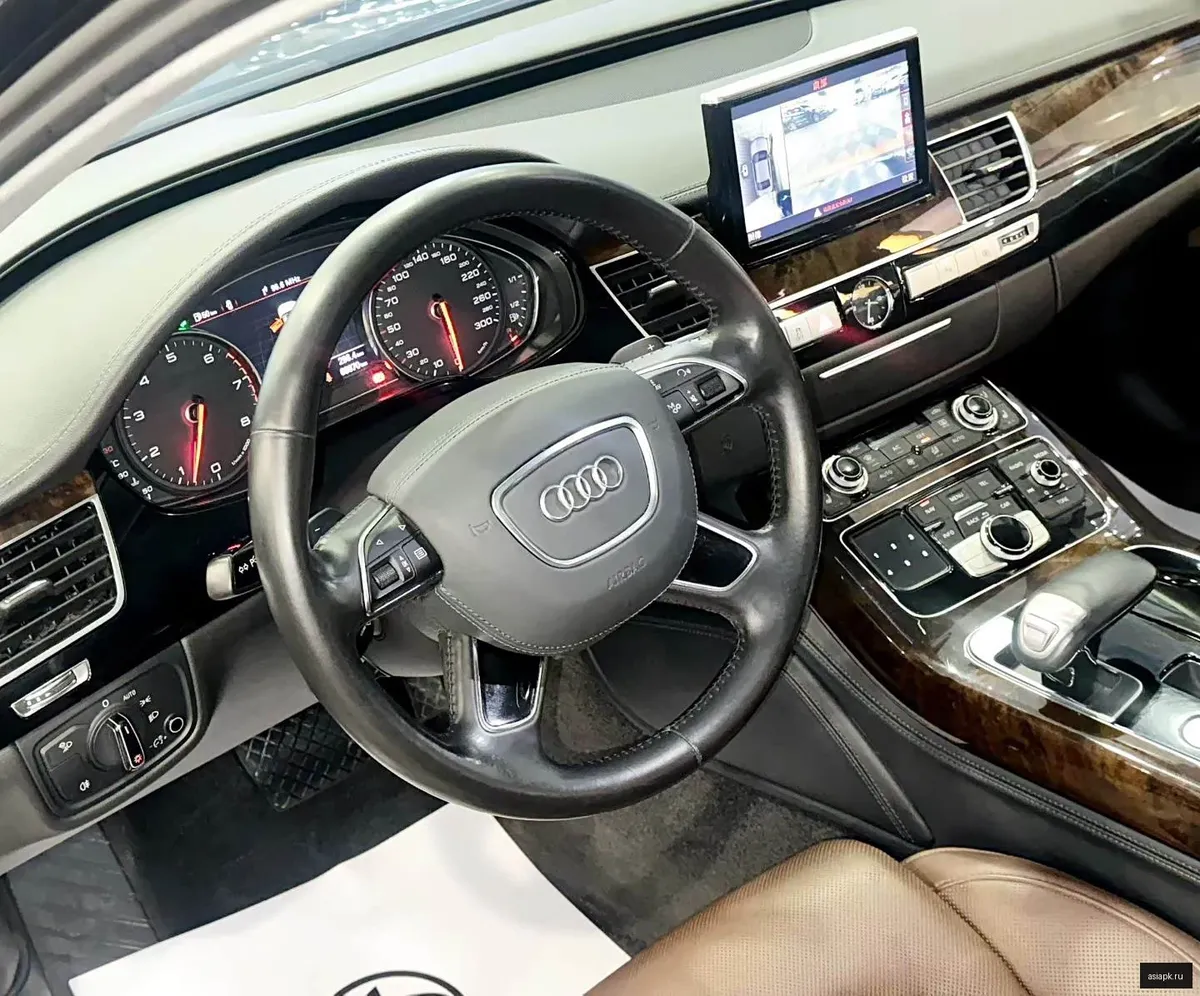 Audi A8 5
