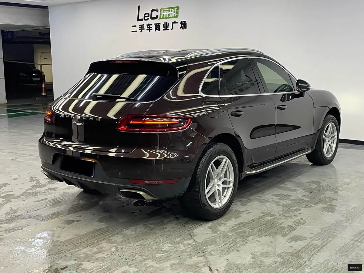Porsche Macan 5