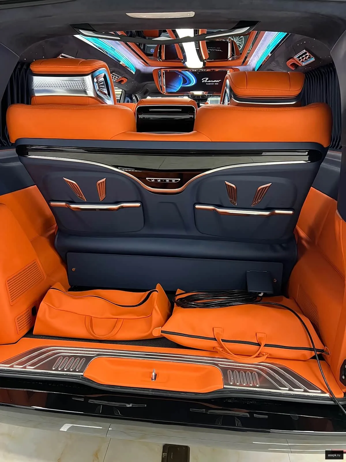 Mercedes-Benz V-Class 5