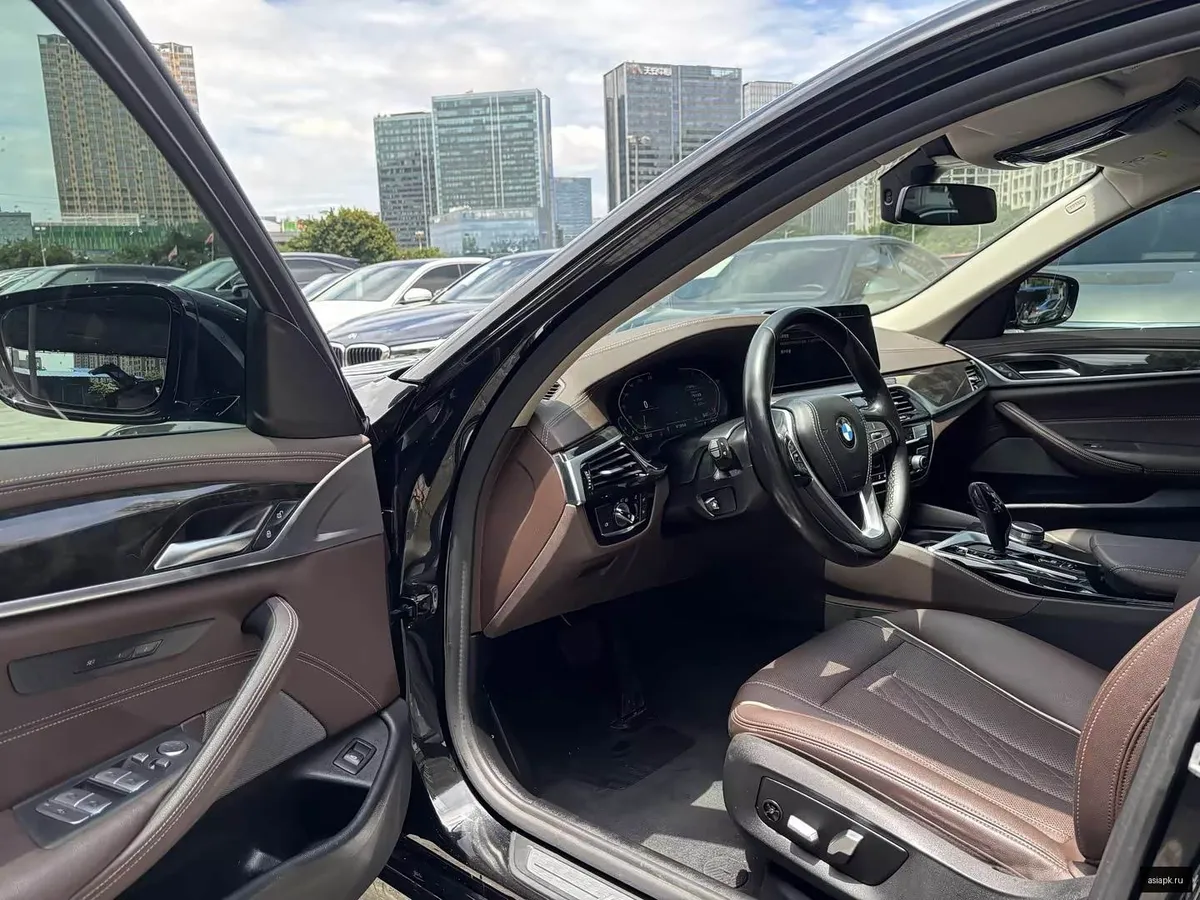 BMW 5-Series 5