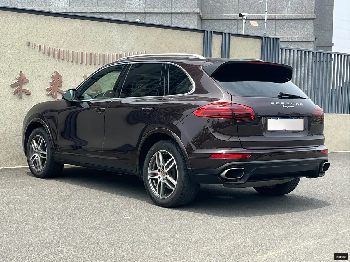 Porsche Cayenne 6