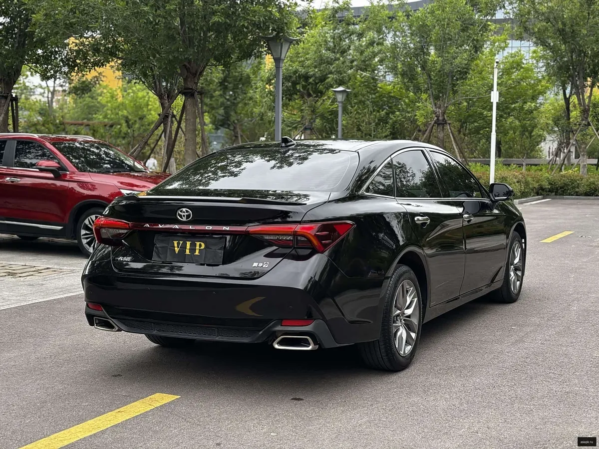 Toyota Avalon 6