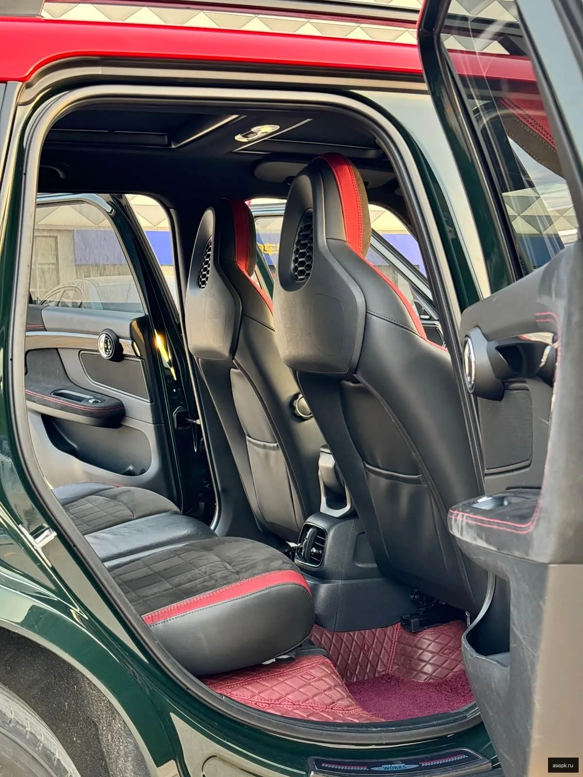 MINI Hatch 5