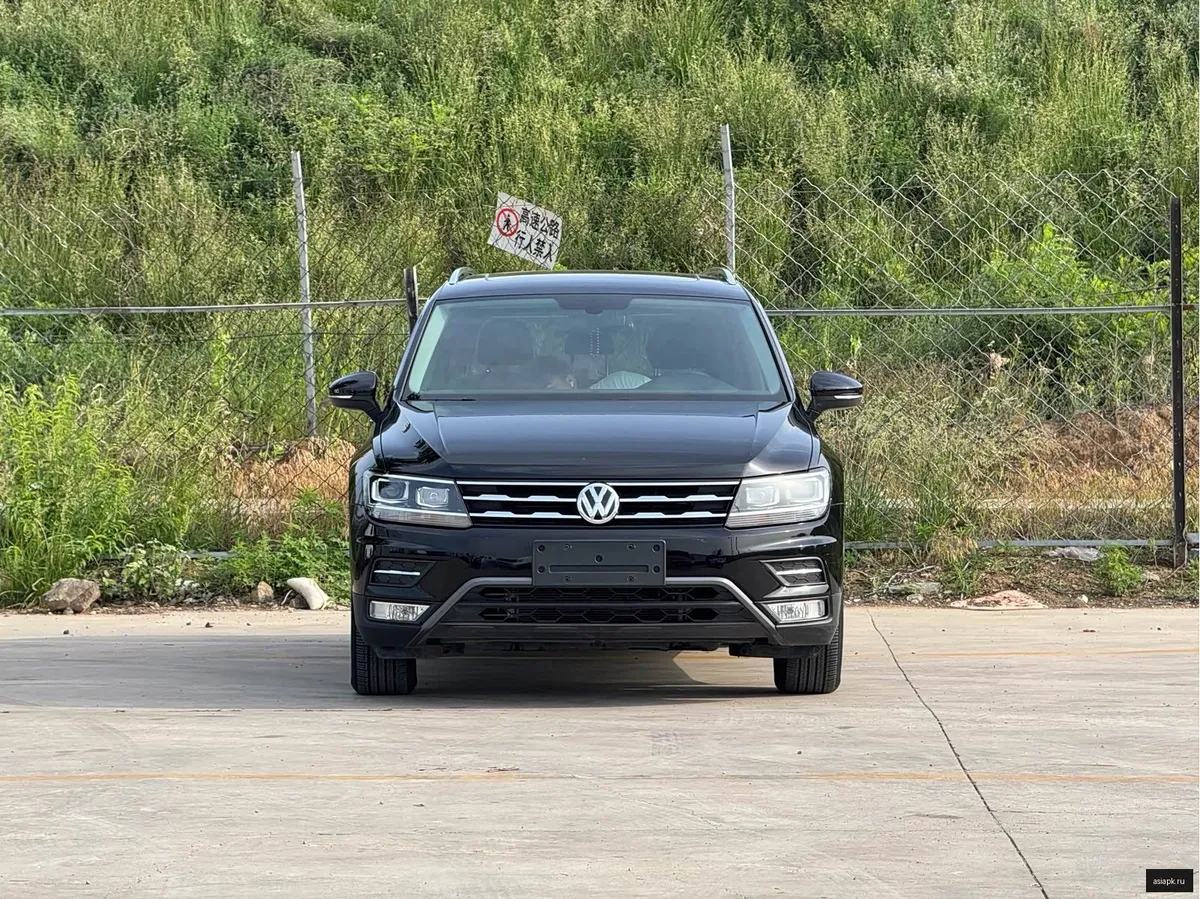 Volkswagen Tiguan L 2