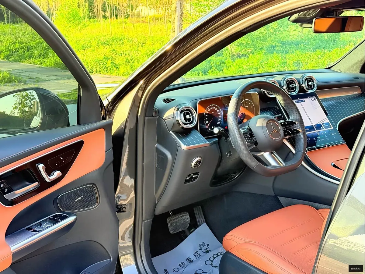 Mercedes-Benz GLC-Class AMG 3