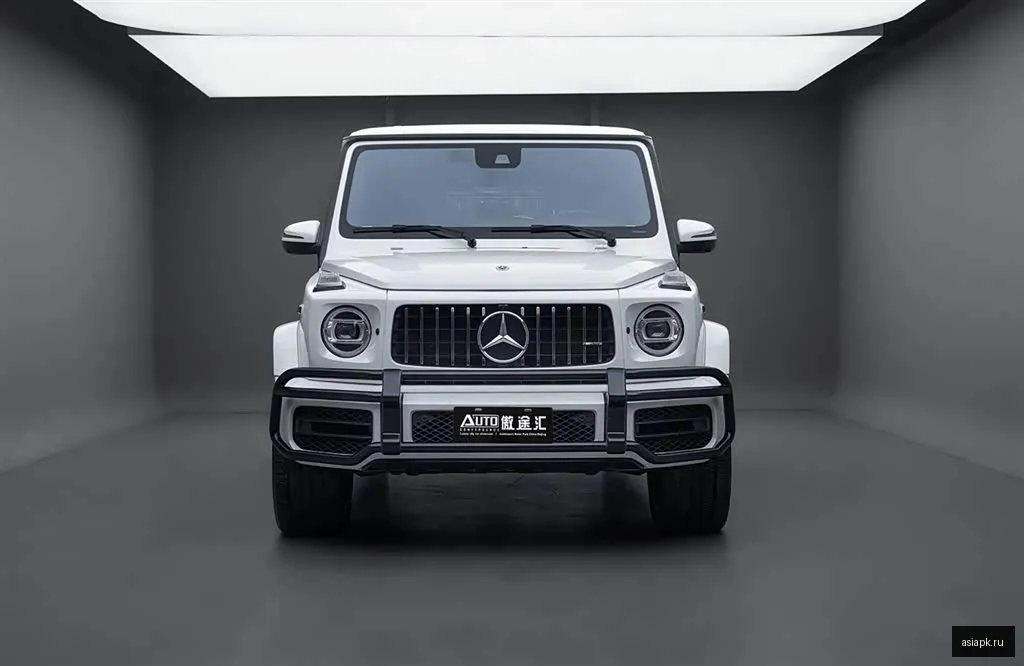 Mercedes-Benz G-Class 2