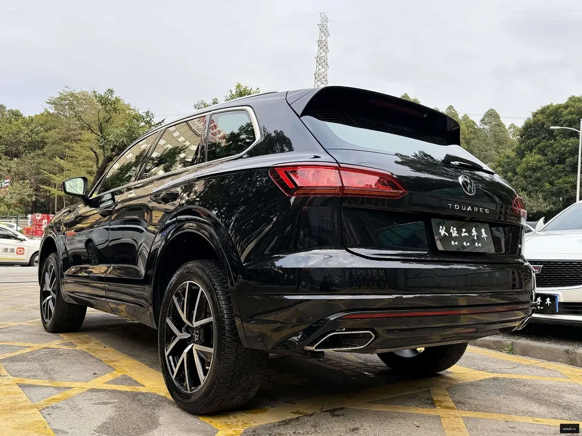 Volkswagen Touareg 6