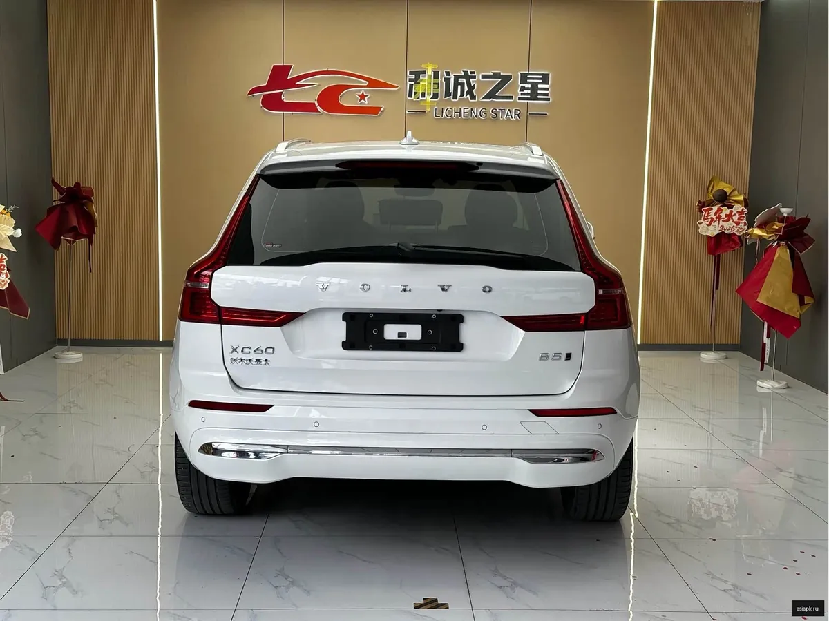 Volvo XC60 5