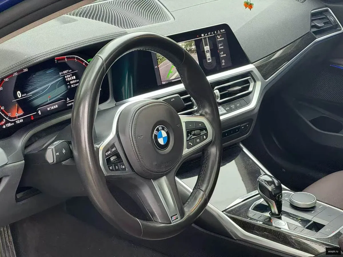 BMW 3-Series 4