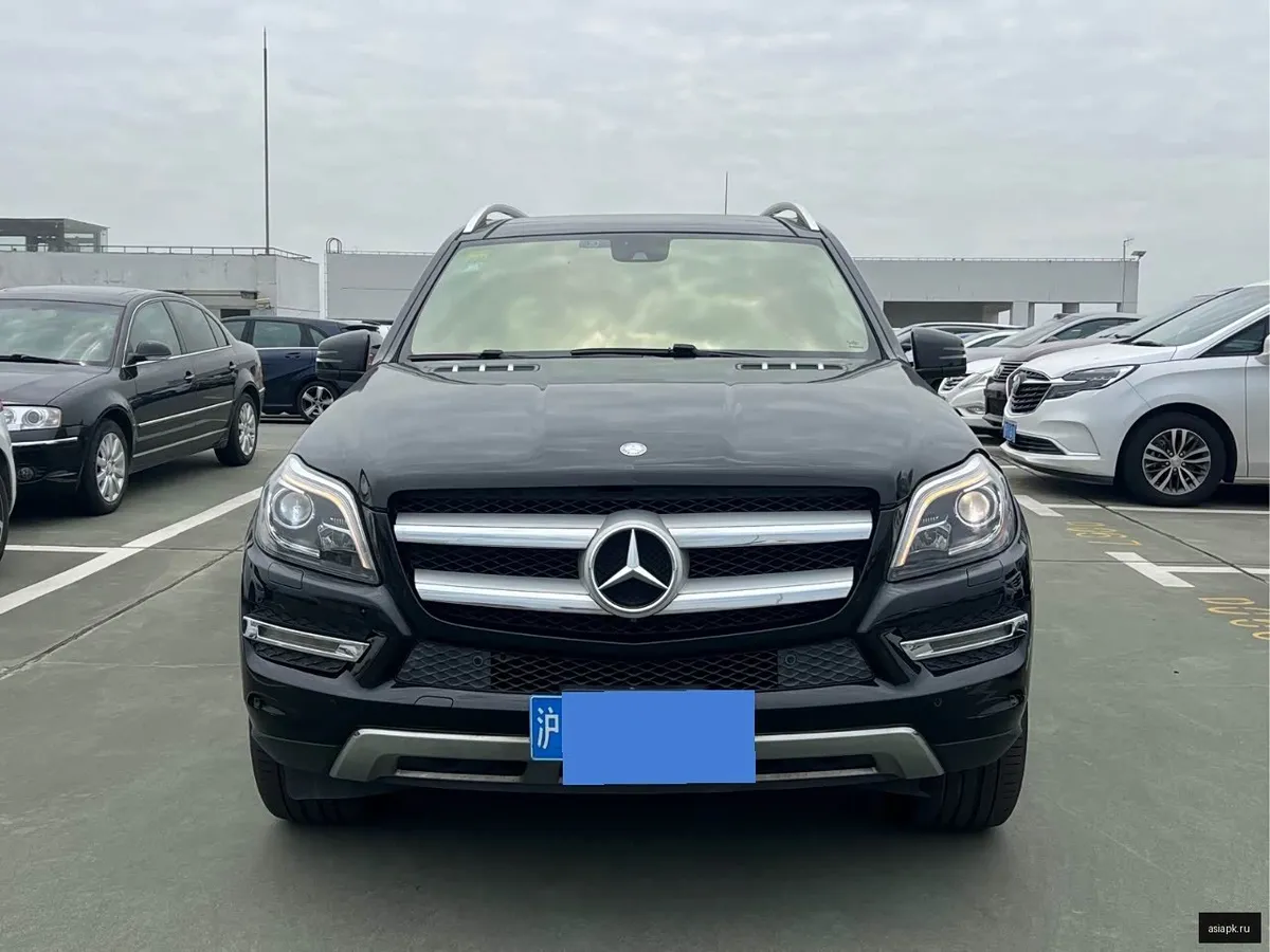 Mercedes-Benz GL-Class 2