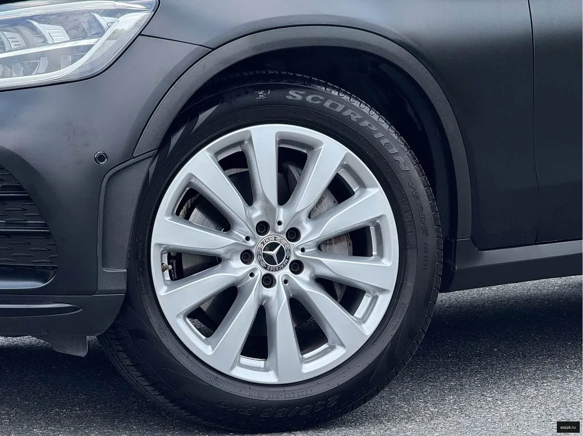 Mercedes-Benz GLC Coupe 5
