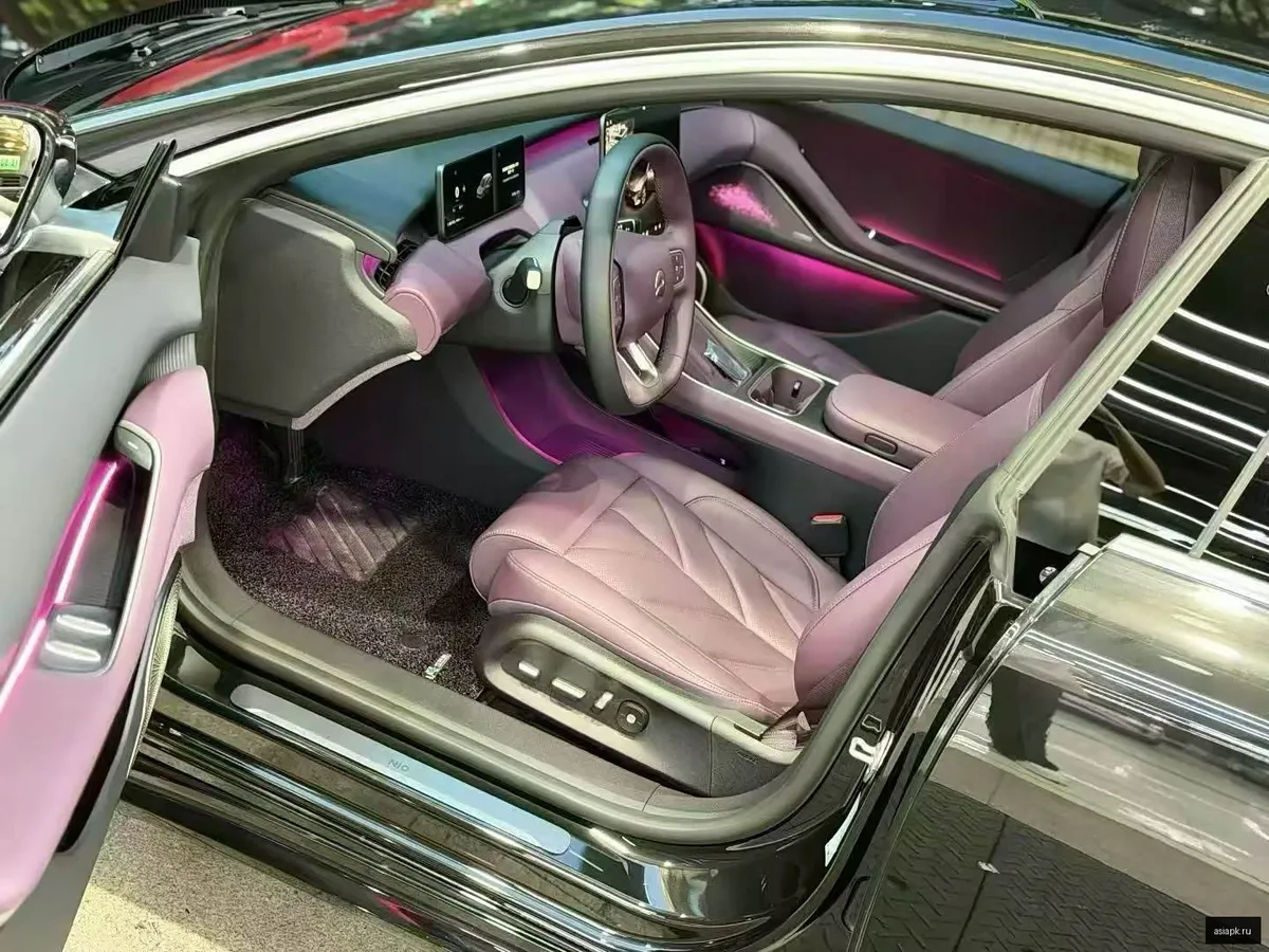 Nio ET5 4