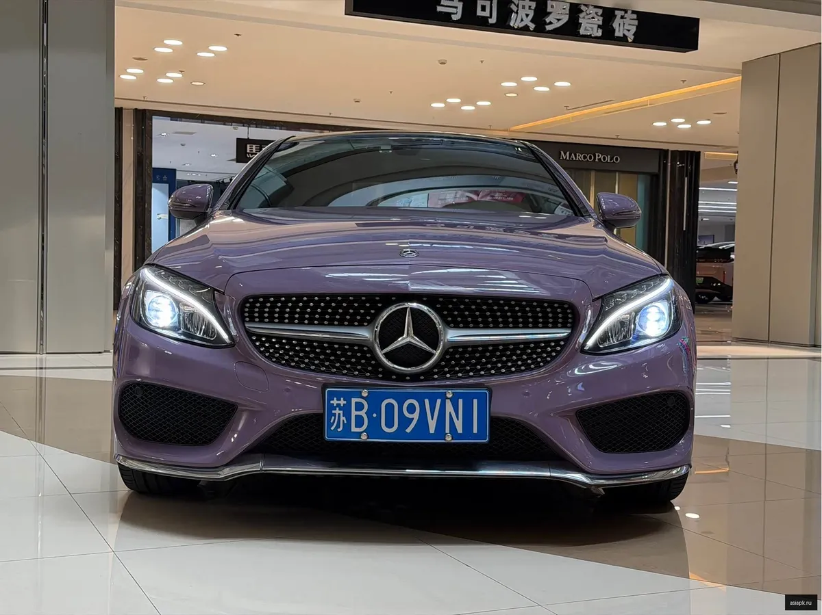 Mercedes-Benz C-Class 2