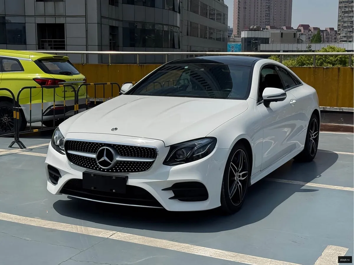Mercedes-Benz E-Class 2