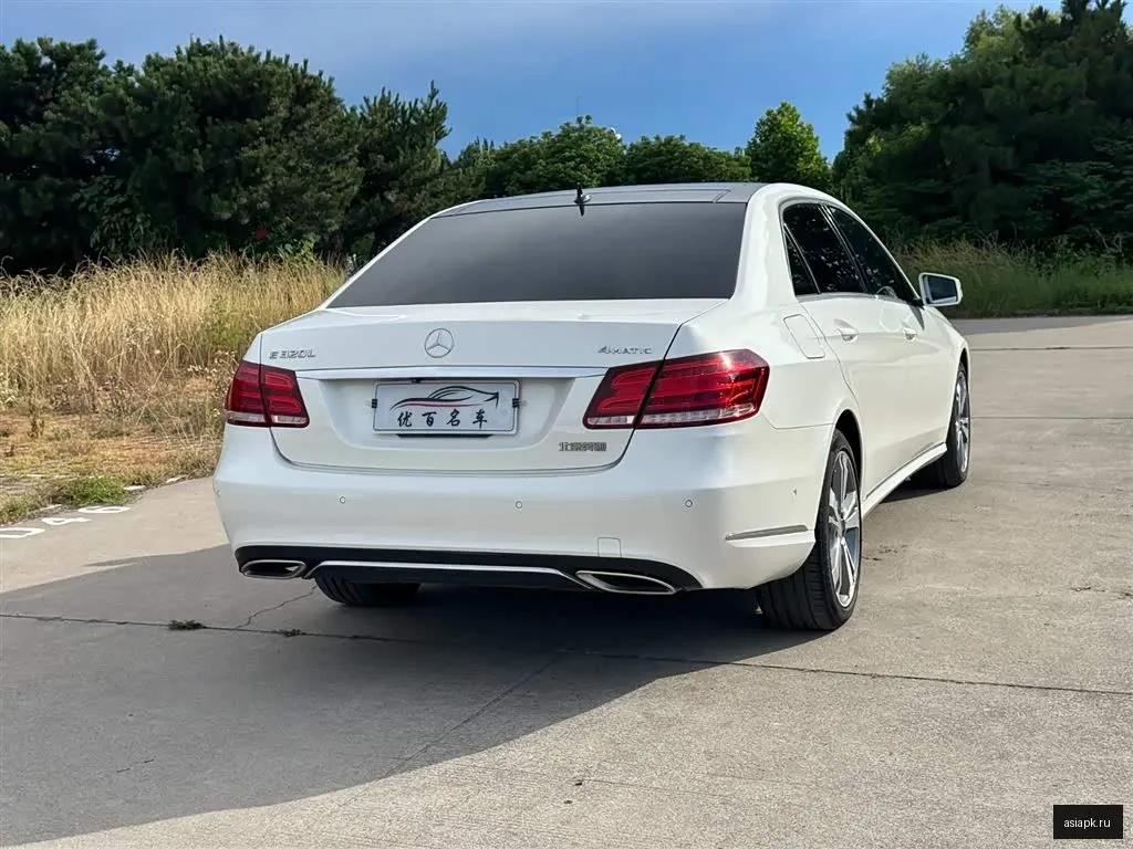 Mercedes-Benz E-Class 6