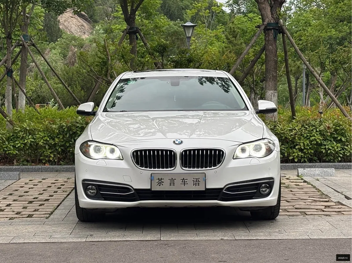 BMW 5-Series 2