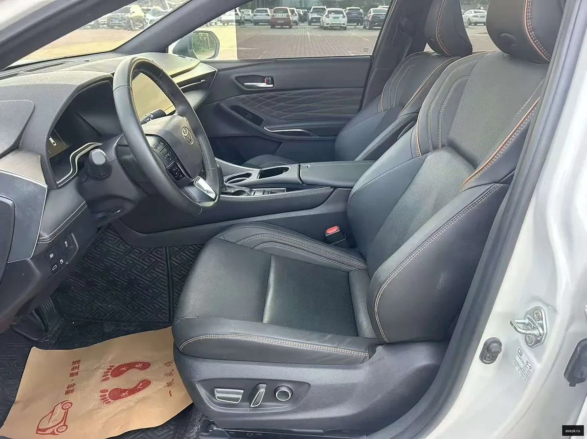 Toyota Avalon 4