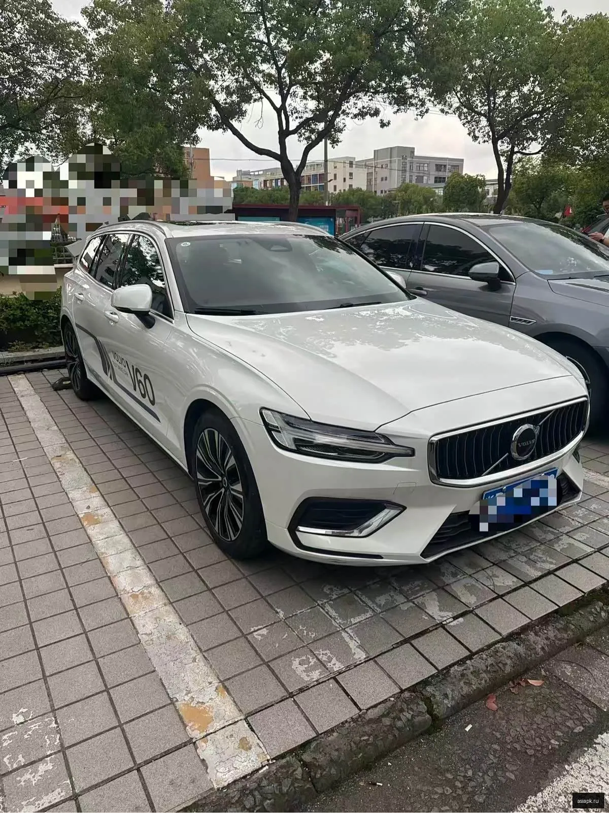 Volvo V60 2
