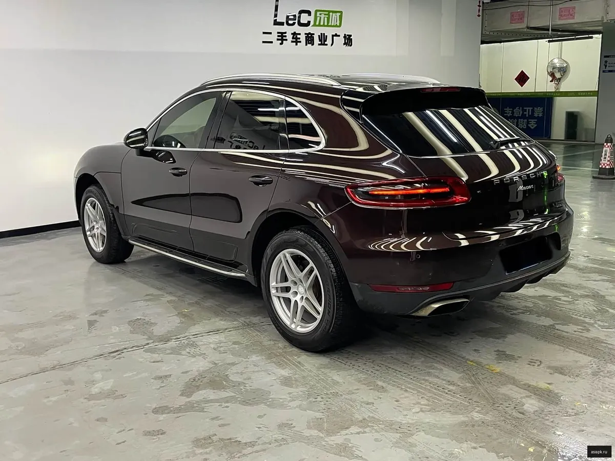 Porsche Macan 6