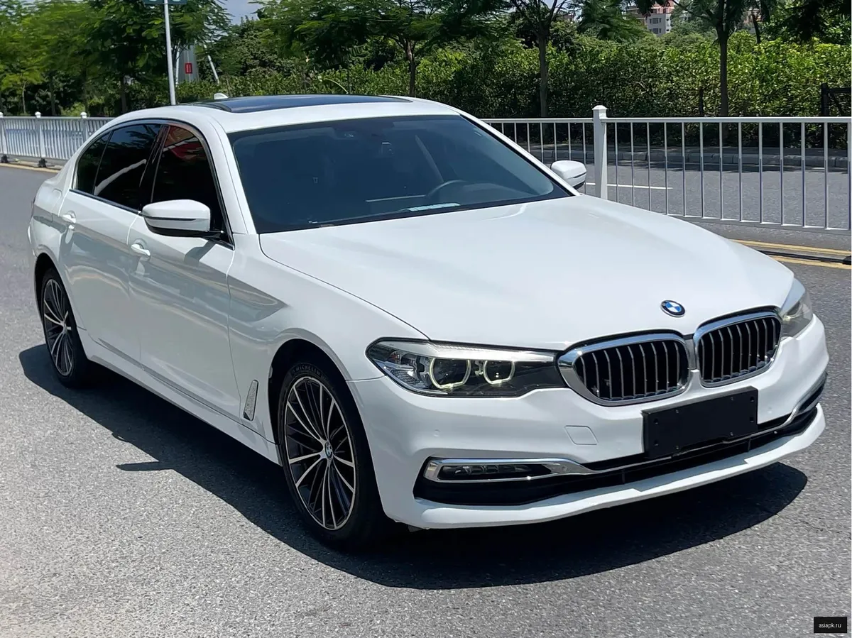 BMW 5-Series 3