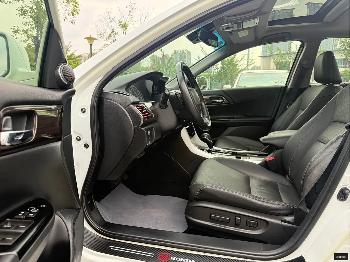 Honda Accord 4